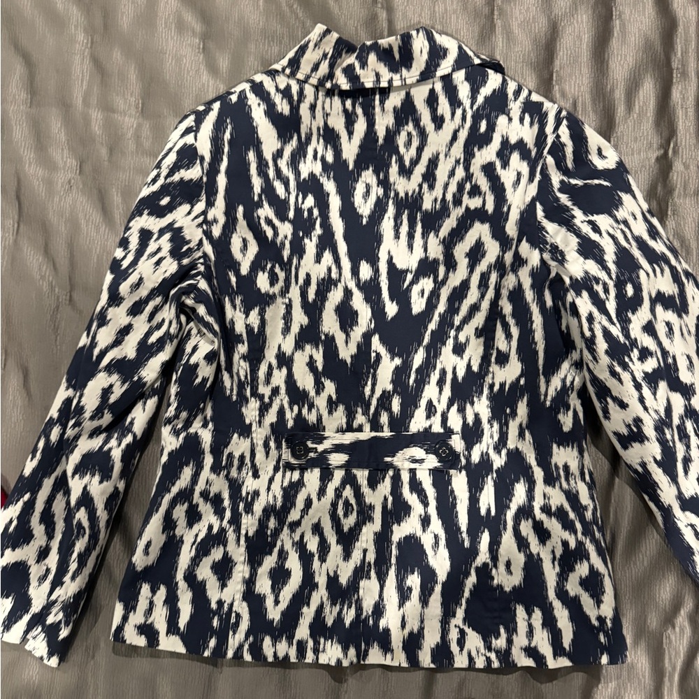 Chicos Blue & White Jacket Size 1 or 10